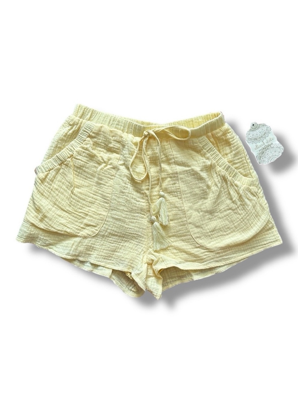 NWT Altar’d State Pale Yellow Slub Cotton Shorts Women’s Size XS Pastel Preppy